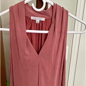 Sleeveless halter neck,neck peach top size M